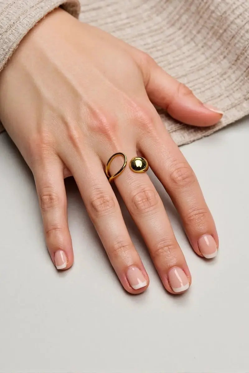 Infinity ring