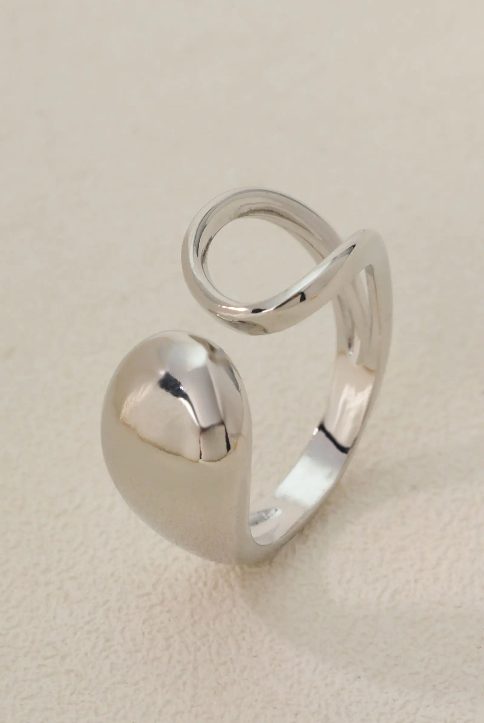 Infinity Design Platinum Ring