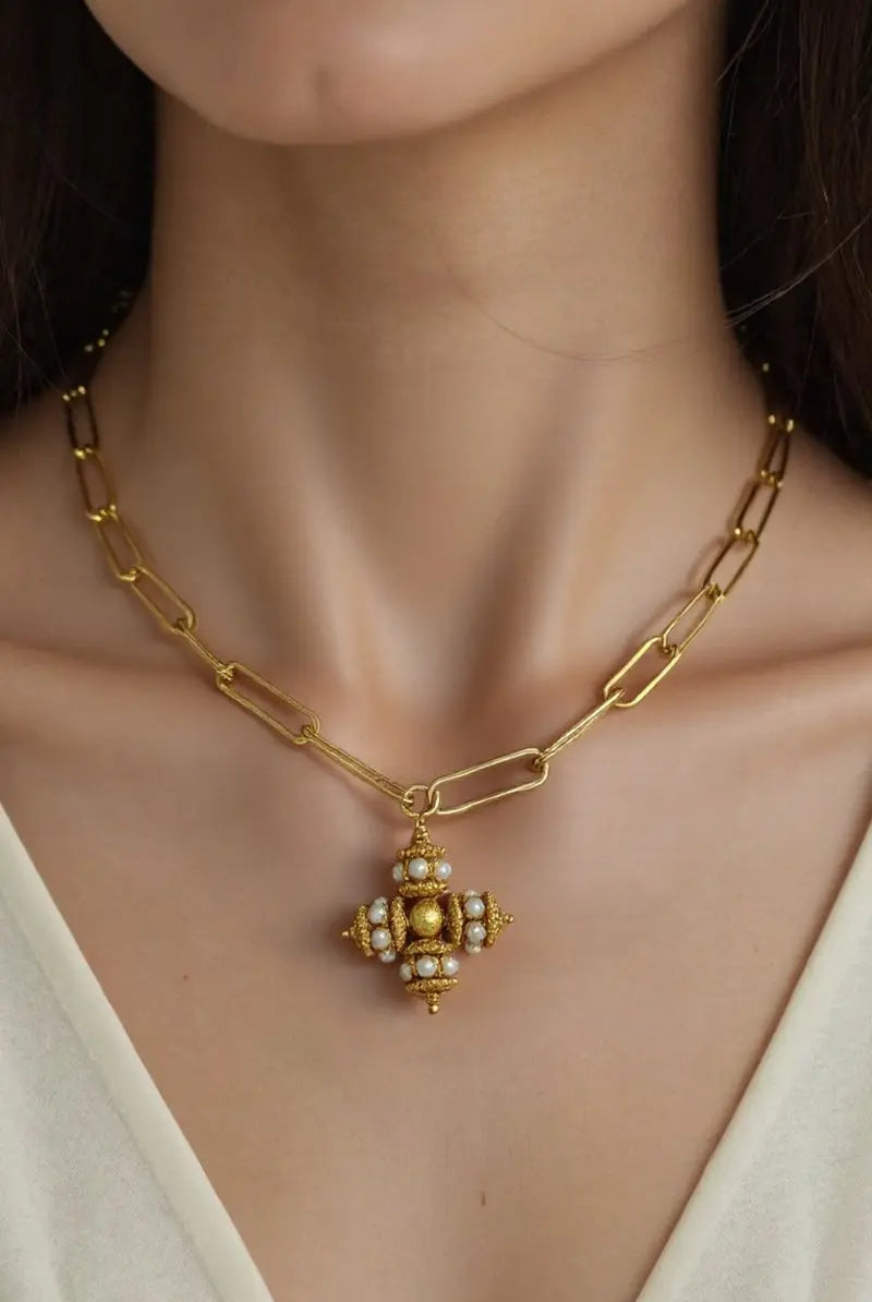 Opulence Pearl Necklace