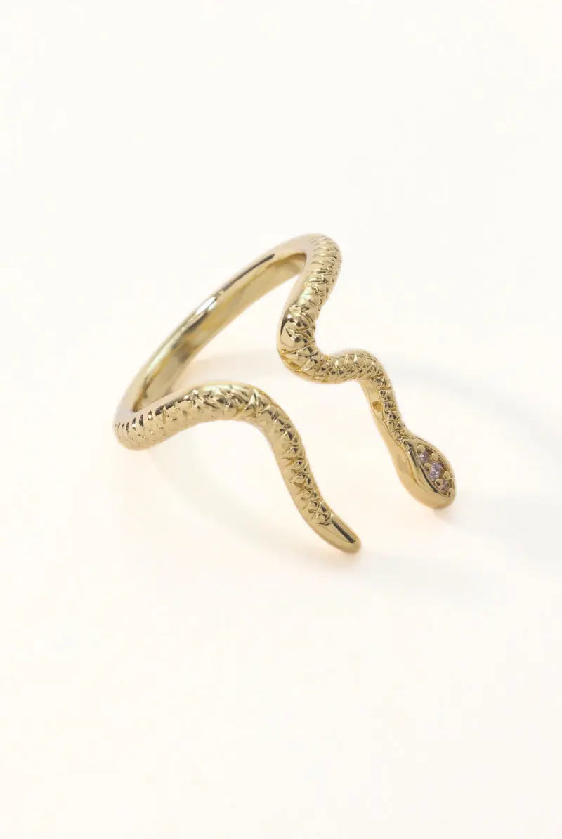 Phoenix Ring in Gold – Bold and Fiery Statement Jewelry