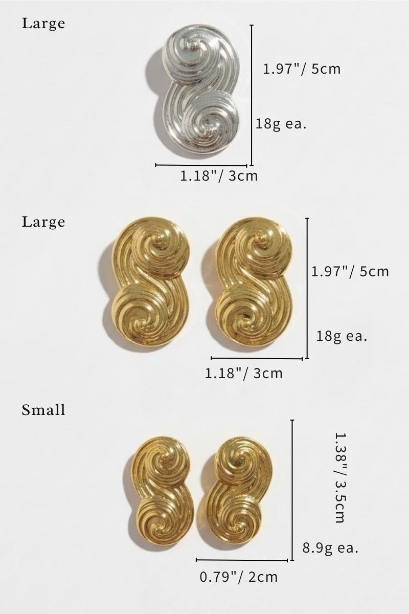 Visual comparison of Seraphina jewelry sizes: showing small (1.38") vs large (1.97") earrings in gold and silver finishes.