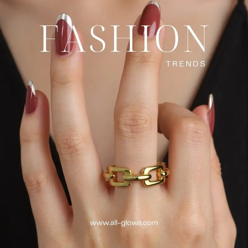 Minimalist stacking gold ring in 18K plated brass