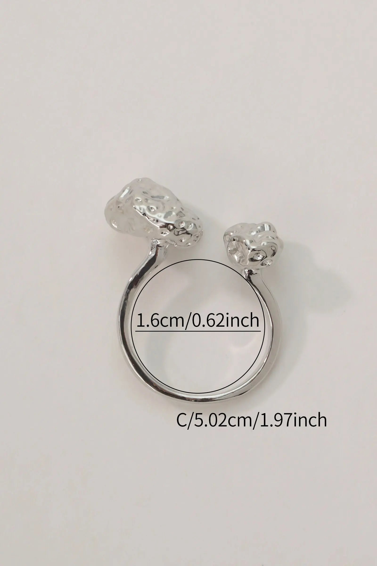 Luxurious Platinum Plated Ring 