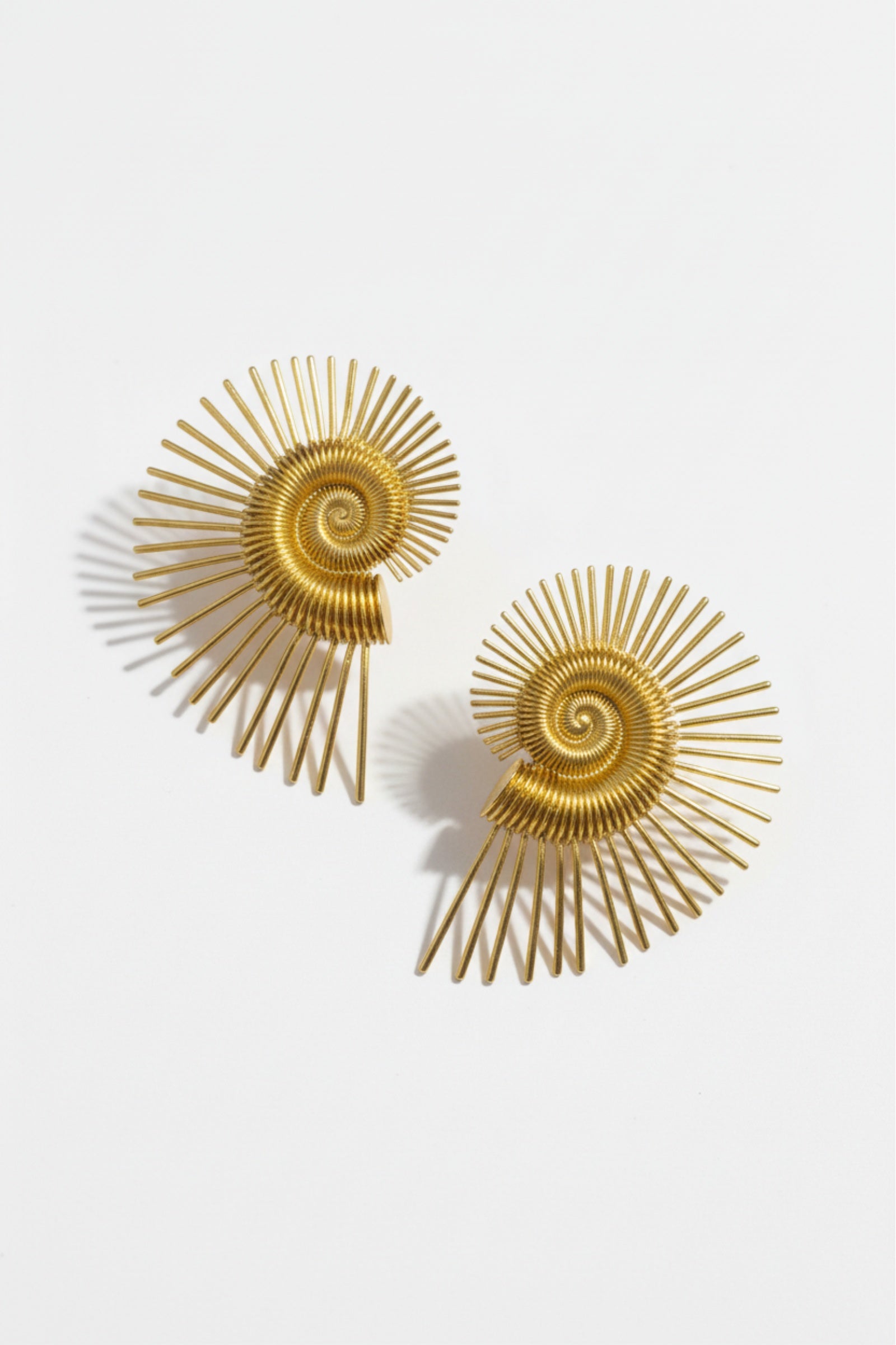19g golden nautilus spiral earrings, architectural Fibonacci geometric jewelry.